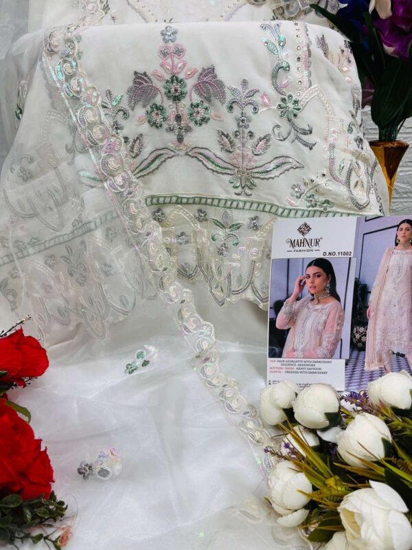 mahnur fashion mahnur vol 11 11001 11003 series stylish designer pakistani salwar suits surat 6 2023 01 27 17 42 12