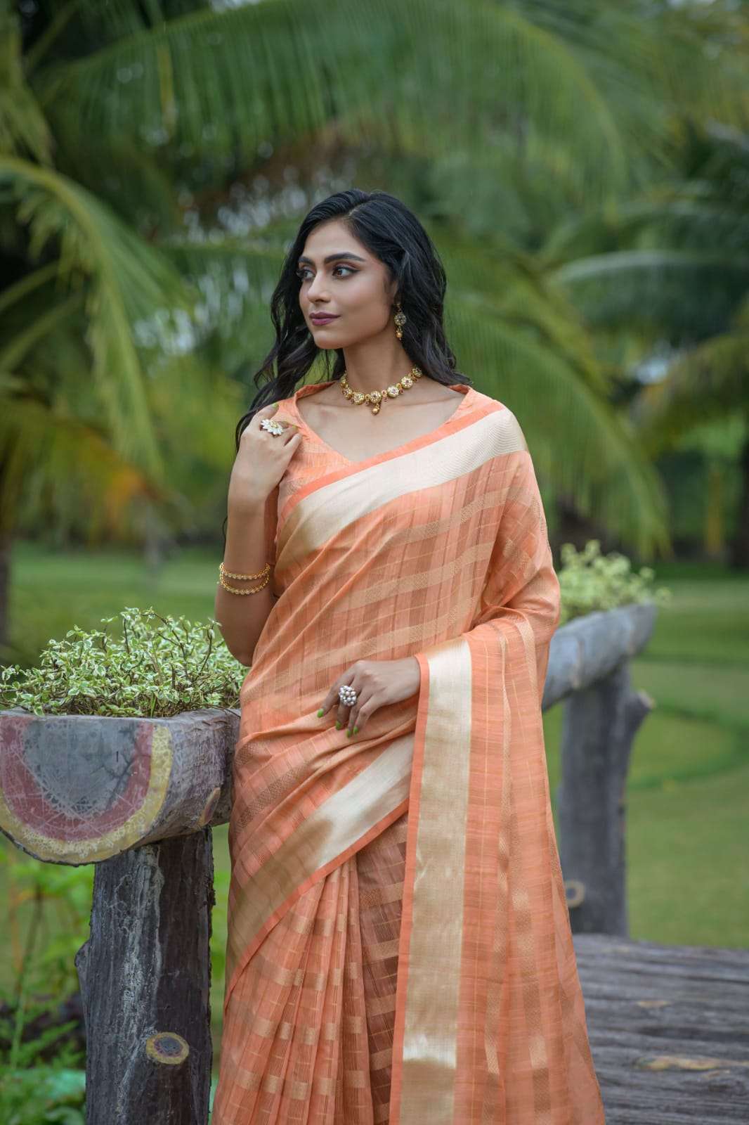 Bt-10 Soft Organza Silk Saree With All Over Zari Weaving Checks Pattern ...